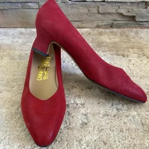 Salvatore Ferragamo Vintage Holiday Red Embossed Leather Pumps Heels Slip On: 8B