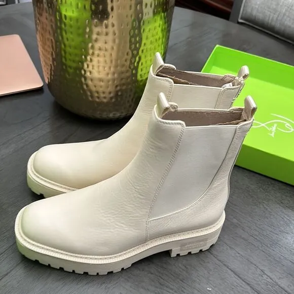 SAM EDELMAN LAGUNA CHELSEA BOOT (WIDE)