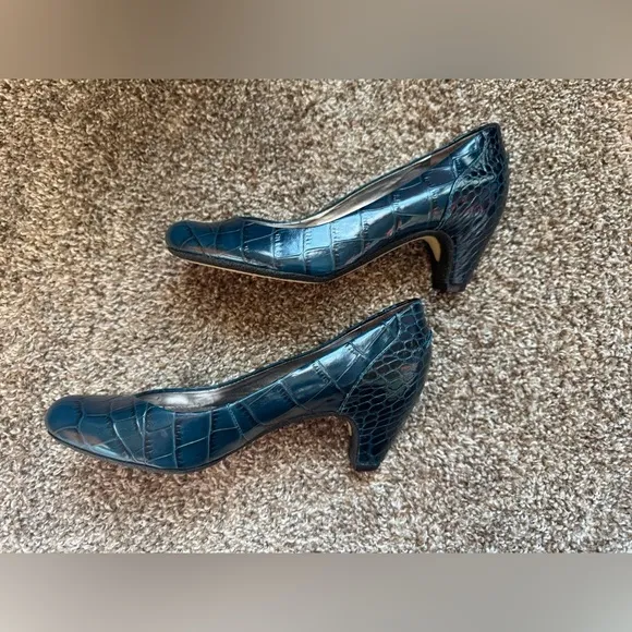 SAM EDELMAN Yuma Leather Croc Embossed Heels Blue green teal