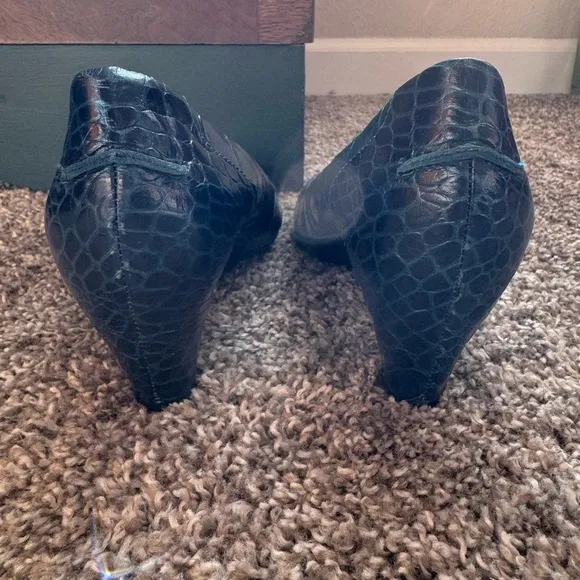 SAM EDELMAN Yuma Leather Croc Embossed Heels Blue green teal