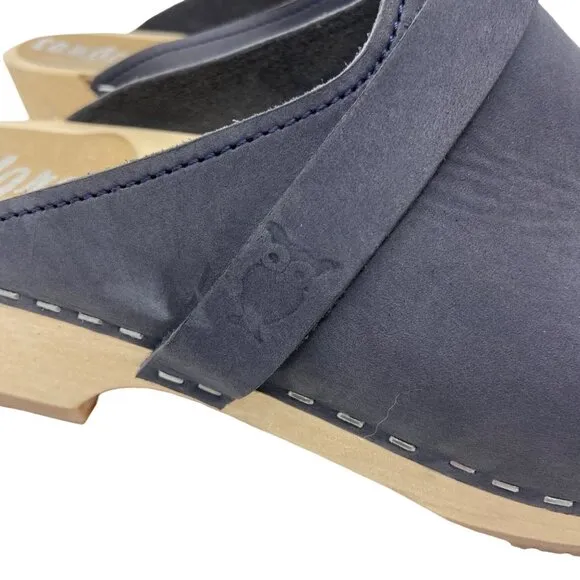 Sandgrens Tokyo Nubuck Leather Clog Size 40 NWOT