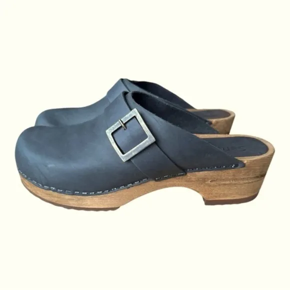 Sanita Black Leather Buckle Wood Heel Clogs Size 41 US 9.5 - 10 Mules Shoes