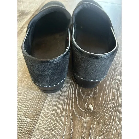 Sanita Black Leather Comfort Nursing Clogs Womens Size 42(11)