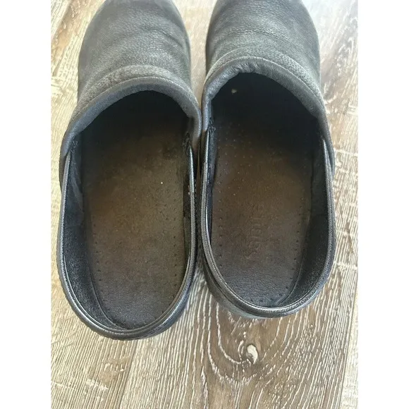 Sanita Black Leather Comfort Nursing Clogs Womens Size 42(11)