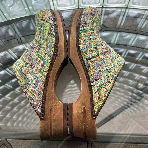 Sanita Nursing Sonja Vagna Open Textile Clog in Lime Rainbow Chevron Knit 38/7.5
