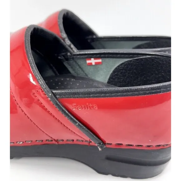 Sanita Patent Leather Red Professional Clogs Size 41 EU/9.5-10 US Nurse Comfort