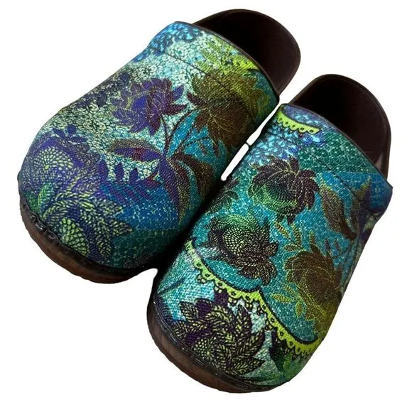 Sanita Pro Nuna Clogs Ethnic Print Multi Color