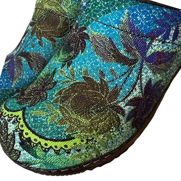 Sanita Pro Nuna Clogs Ethnic Print Multi Color