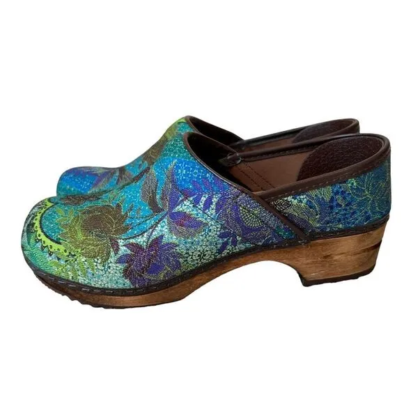 Sanita Pro Nuna Clogs Ethnic Print Multi Color