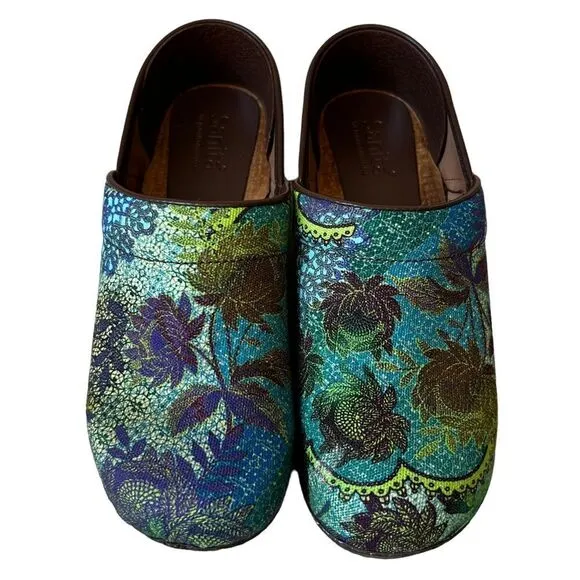 Sanita Pro Nuna Clogs Ethnic Print Multi Color