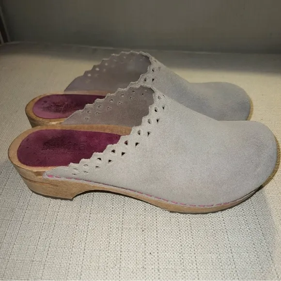 SANITA Size 37EU / 6.5 USA Tan Suede Clogs Wooden Sole Open Back Shoes Laser Cut