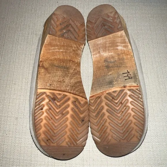 SANITA Size 37EU / 6.5 USA Tan Suede Clogs Wooden Sole Open Back Shoes Laser Cut