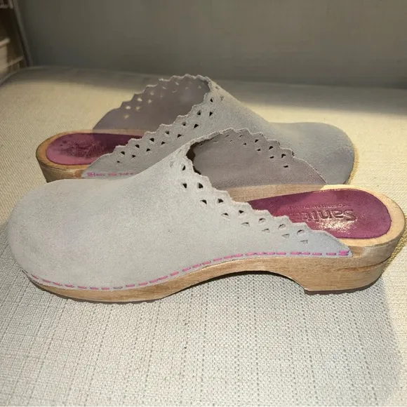 SANITA Size 37EU / 6.5 USA Tan Suede Clogs Wooden Sole Open Back Shoes Laser Cut