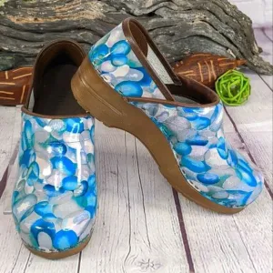 Sanita The Original Danish Clogs Blue Bubble Print Nurse Clogs