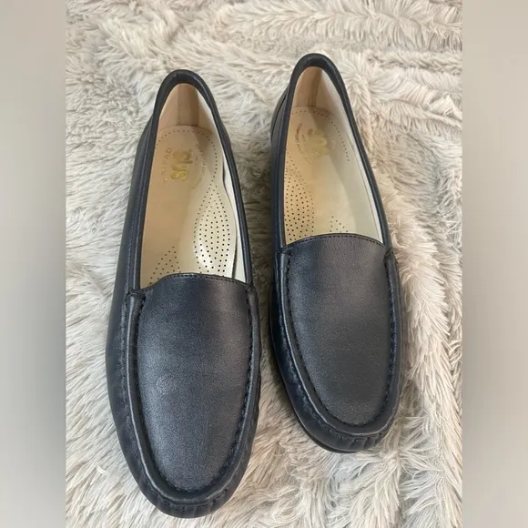 SAS Navy Simplify Everyday Loafer Size 8N