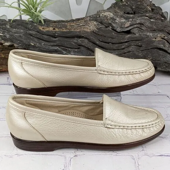 SAS Simplify - Everyday Loafer - Size 7-1/2 N (Narrow)