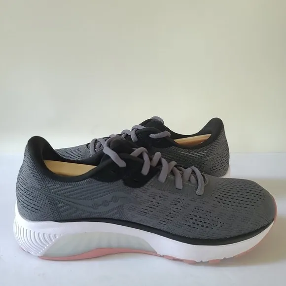 Saucony Guide 14 Womens Size 8  Gray Running Shoes Sneakers S10654-45