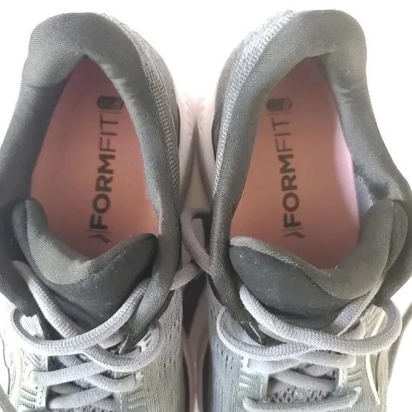 Saucony Guide 14 Womens Size 8  Gray Running Shoes Sneakers S10654-45