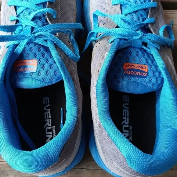 Saucony Mens Everun Kinvara 8 S20356-1 Gray Blue Running Shoes Lace Up Size 14.