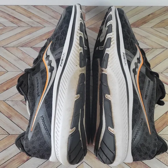 Saucony Men's Omni 20 Black/White Running Shoes Size 12.5 US, UK 11.5