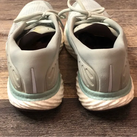 Saucony Triumph 17 Running Shoes Blue White S10546-45 Low Top Lace Up 10 EUC
