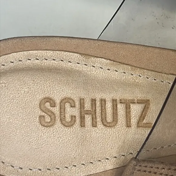 Schultz - Victorie Vinyl &amp; Suede Mules Sandal with Block Heel Women Size 6.5B