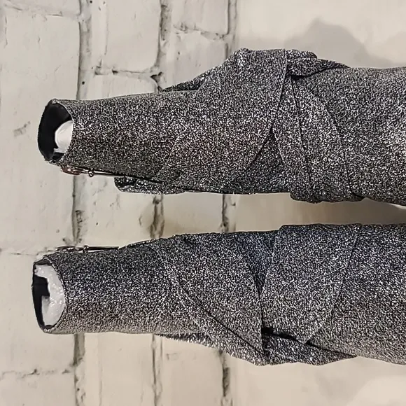 SCHUTZ Adryen Glitter Ankle Point Toe Side Zip Booties in Prata Silver - NWT/NIB