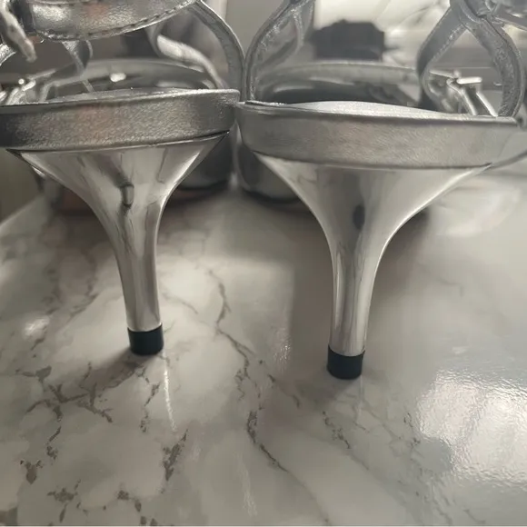 SCHUTZ silver kitten heels 7.5 like new