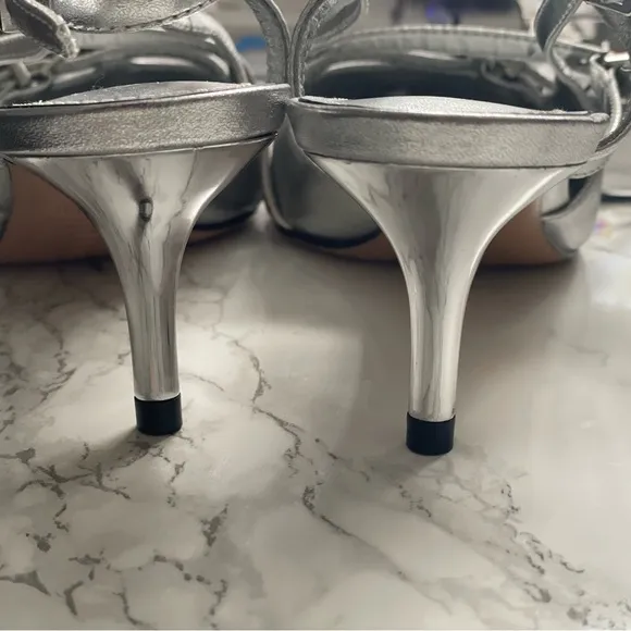 SCHUTZ silver kitten heels 7.5 like new