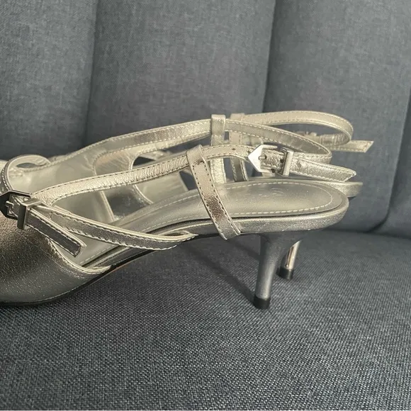 SCHUTZ silver kitten heels 7.5 like new