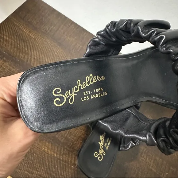 SEYCHELLES Black Leeward Mules Sz 9.5