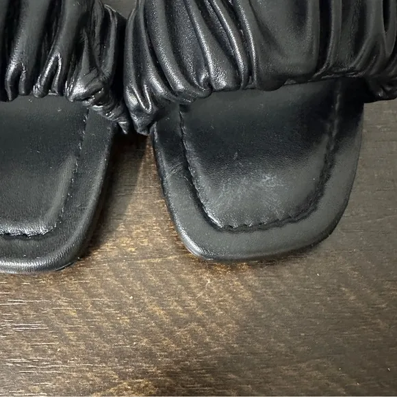SEYCHELLES Black Leeward Mules Sz 9.5