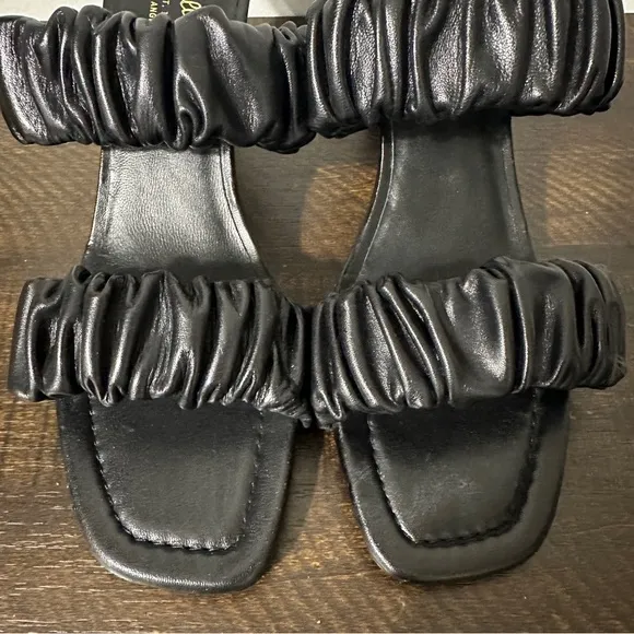 SEYCHELLES Black Leeward Mules Sz 9.5