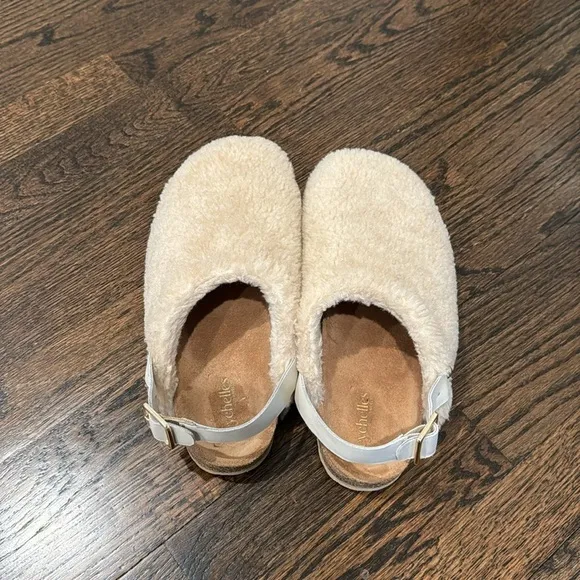 Seychelles buckle-up Sherpa clog size 10