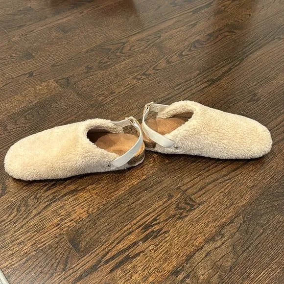 Seychelles buckle-up Sherpa clog size 10