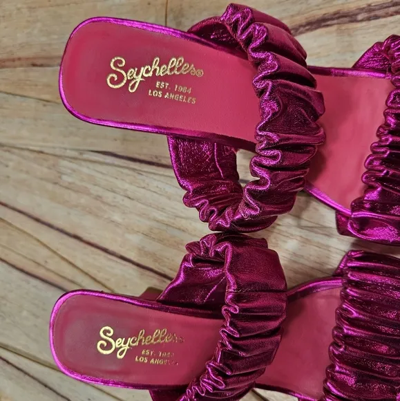Seychelles | Leeward Metallic Fuscia Pink Heels NEW