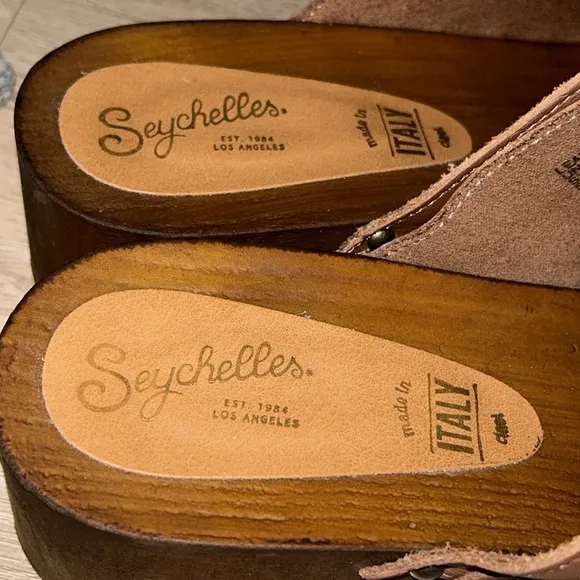 Seychelles Loud &amp; Clear Mocha Brown Leather Made in Italy Studded Clogs - 7.5