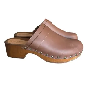Seychelles Loud &amp; Clear Mocha Brown Leather Made in Italy Studded Clogs - 7.5