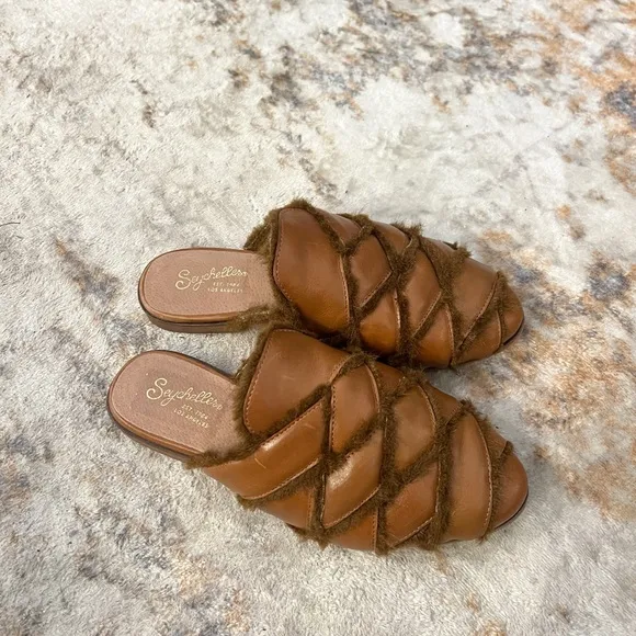 Seychelles Survival Cozy Womens Leather Slip On Mules 7.5