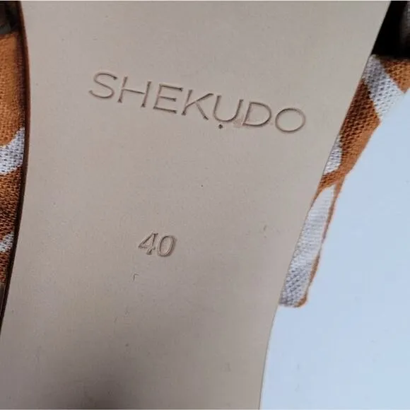Shekudo Kuo Mules in Sienna Adire Print size 40