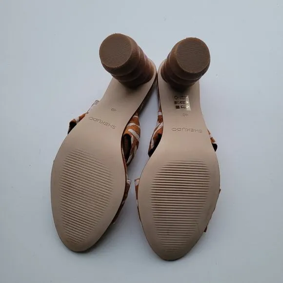 Shekudo Kuo Mules in Sienna Adire Print size 40