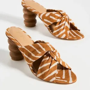 Shekudo Kuo Mules in Sienna Adire Print size 40