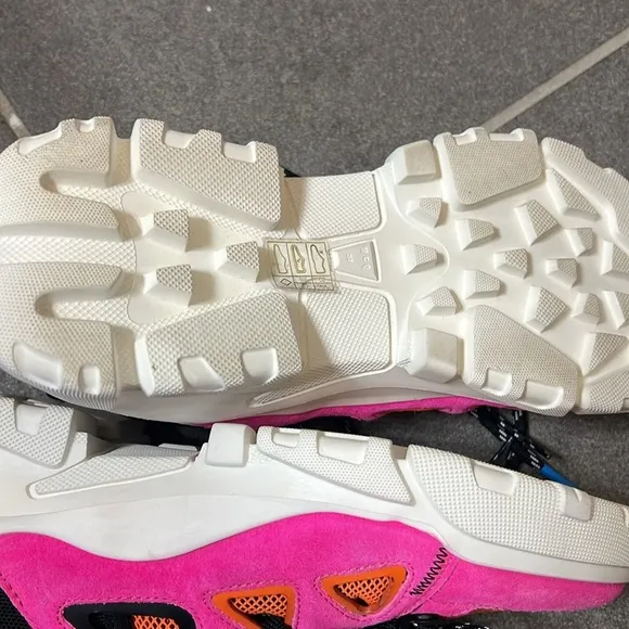 Size 6.5 MCQ by Alexander McQueen Orbyt Mid  Sneakers Fuchsia And Orange suede