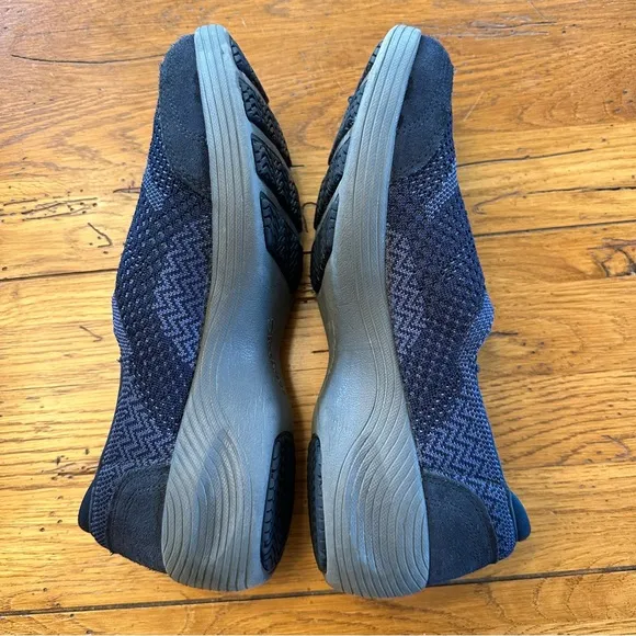 Skechers Gemma Relaxed Fit Memory Foam Slip On