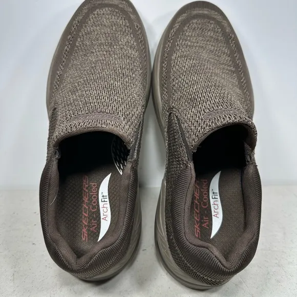 Skechers Motley Vaseo Arch Fit Slip On Loafer Men's Sz 10,5 Brown (VGC)