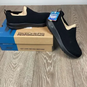 Skechers Performance Men's Go Walk  Max Slip-On Sneaker NEW‎ 8 41 Extra Wide Fit