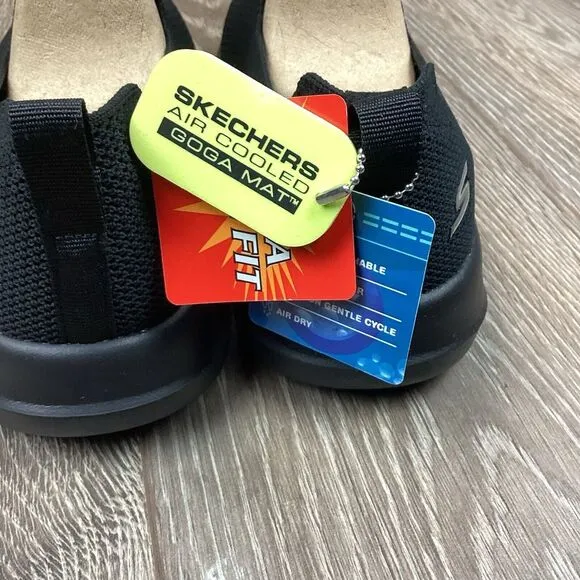 Skechers Performance Men's Go Walk  Max Slip-On Sneaker NEW‎ 8 41 Extra Wide Fit