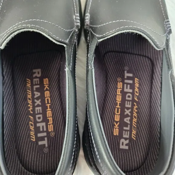 SKECHERS Relaxed Fit Memory Foam Loafer Slip-Ons Men's Size 7.5