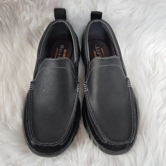 SKECHERS Relaxed Fit Memory Foam Loafer Slip-Ons Men's Size 7.5