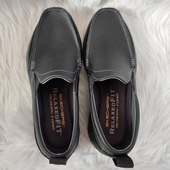 SKECHERS Relaxed Fit Memory Foam Loafer Slip-Ons Men's Size 7.5
